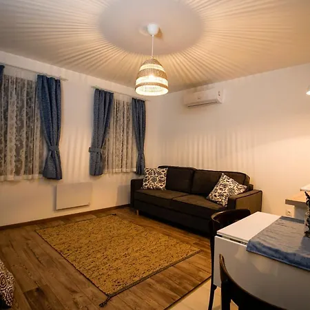 Egyszervolt Házikó Chalet *