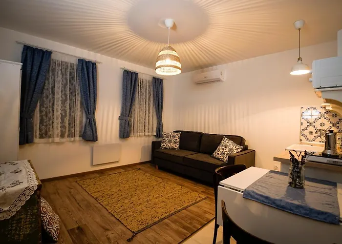 Egyszervolt Haziko Alpstuga *